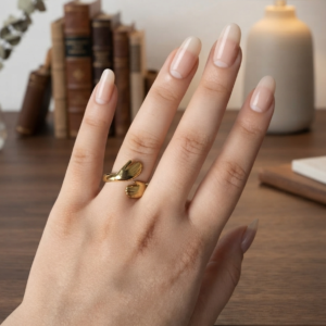 hug ring free size